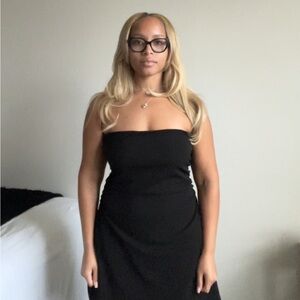 Elegant Black Strapless Dress